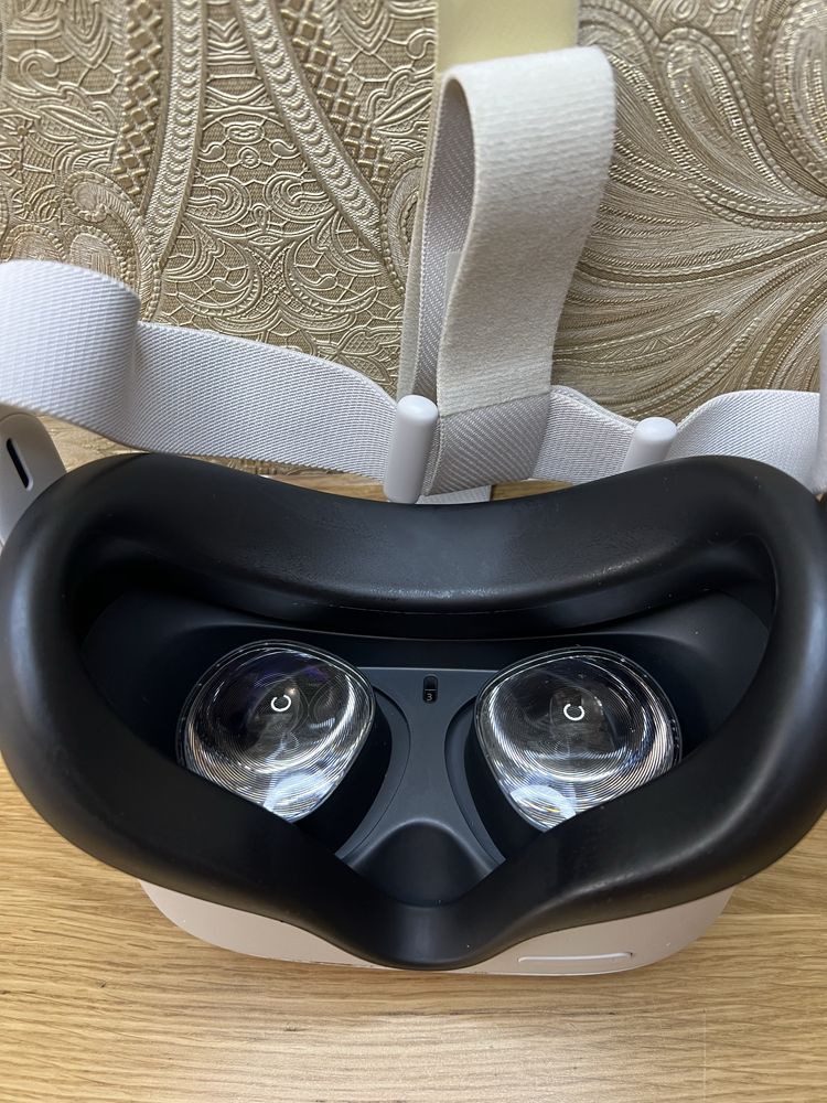 Окуляри віртуальної реальності Meta (Oculus) Quest 2 128GB