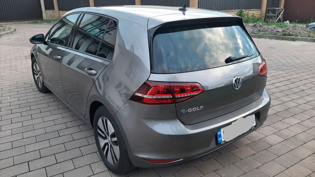 Volkswagen E-Golf, 27000 км