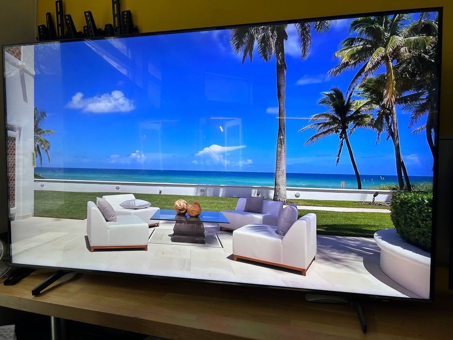 QLED Телевізор 43” Samsung 43Q60C, QE43Q60CAU