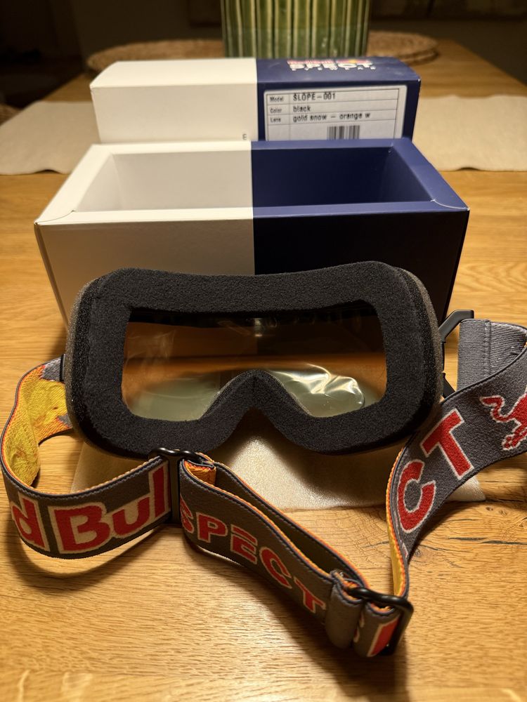 Gogle Red Bull Spect Slop golden snow