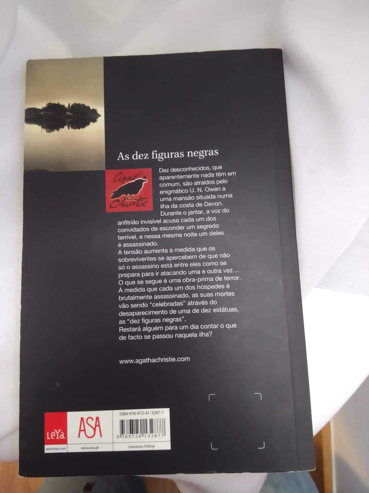 As dez figuras negras de Agatha Christie (portes grátis)