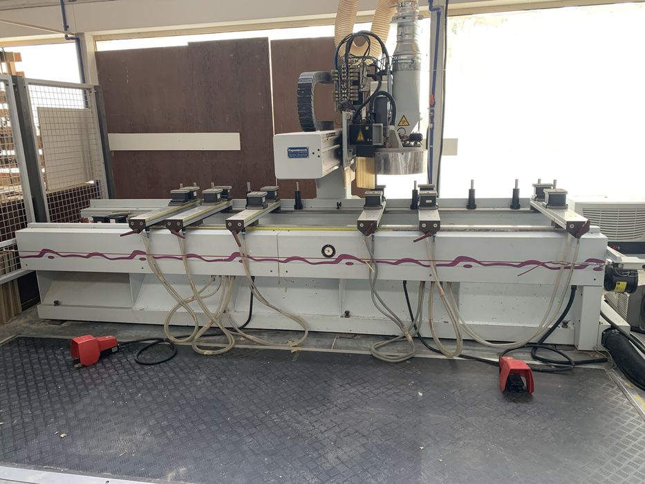 CNC week BHC 350 e Orladora hebrock F4