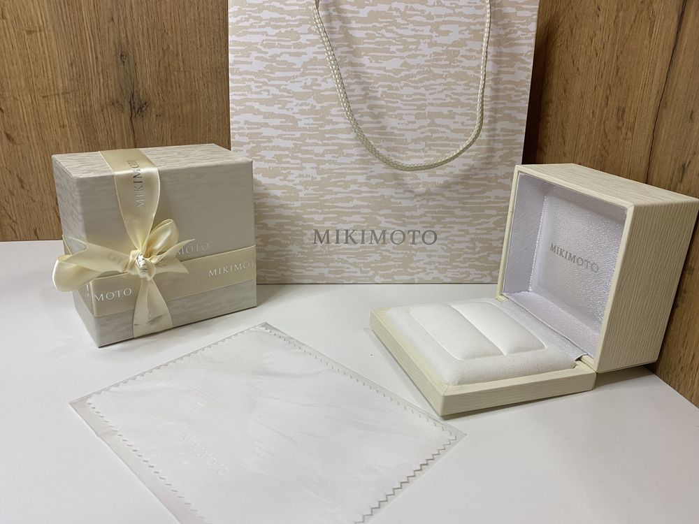 Коробок Mikimoto Микимото для кольца.Новый.