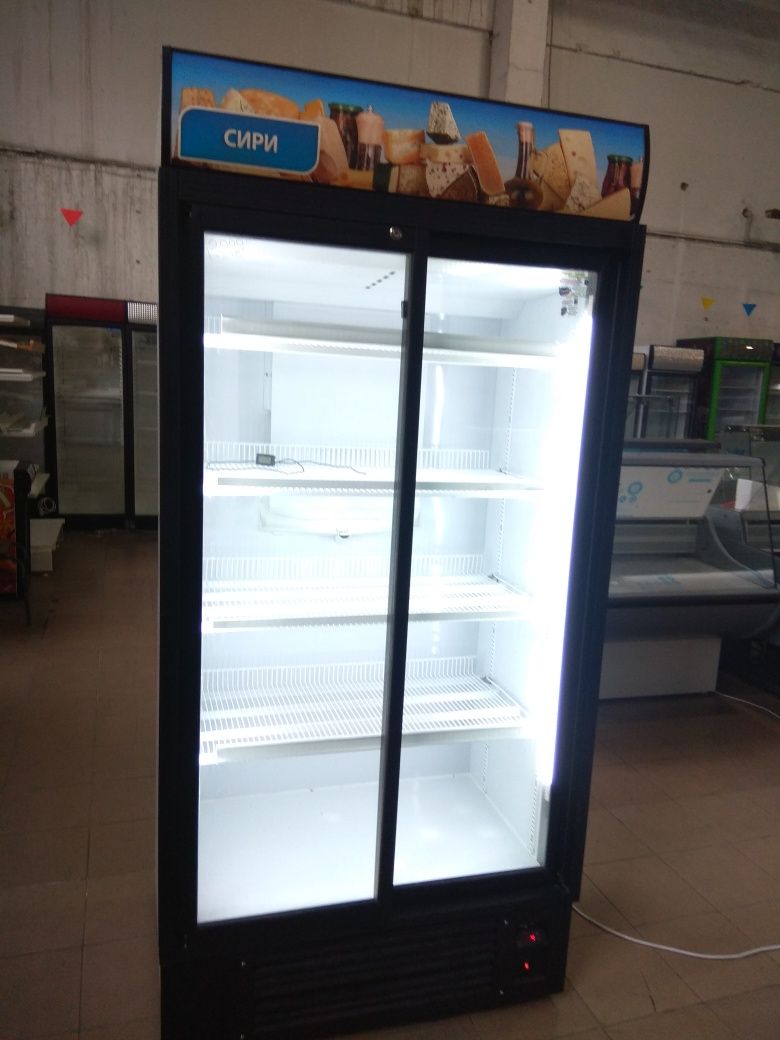 Витрина холодильник  Двухдверная ларь морозильная Шкаф