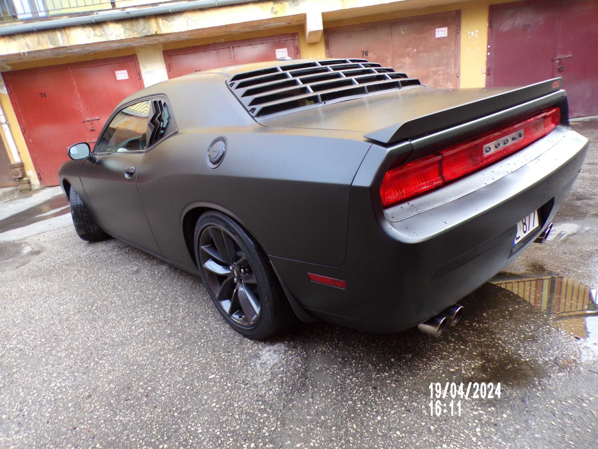 Dodge Challenger   Czarny Mat  Hemi 5,7 Lublin