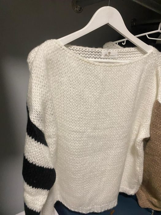 Sweterki damskie milutkie zielony lub bez rekaw