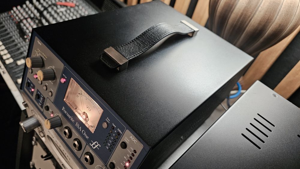 Focusrite isa one plus karta AD adat