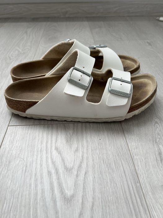 Тапочки шльопанці birkenstock білий колір 42 розмір
