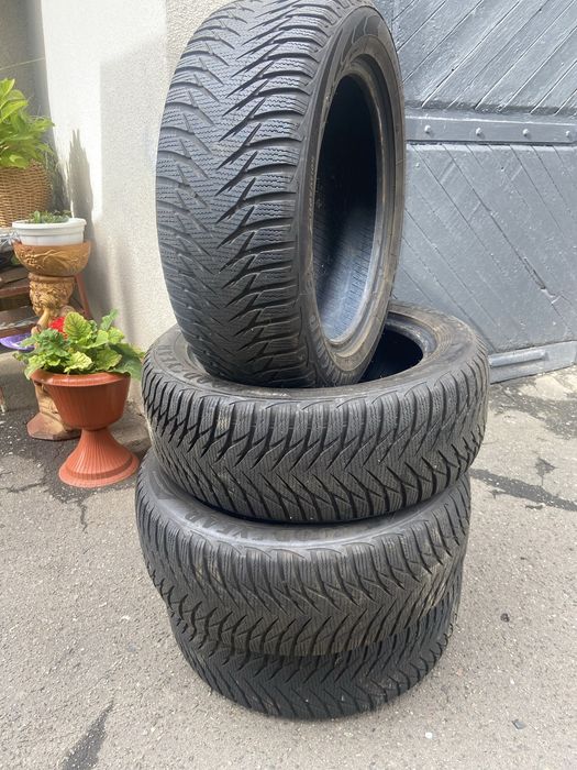 Комплект зимової гуми goodyear 205/55/16