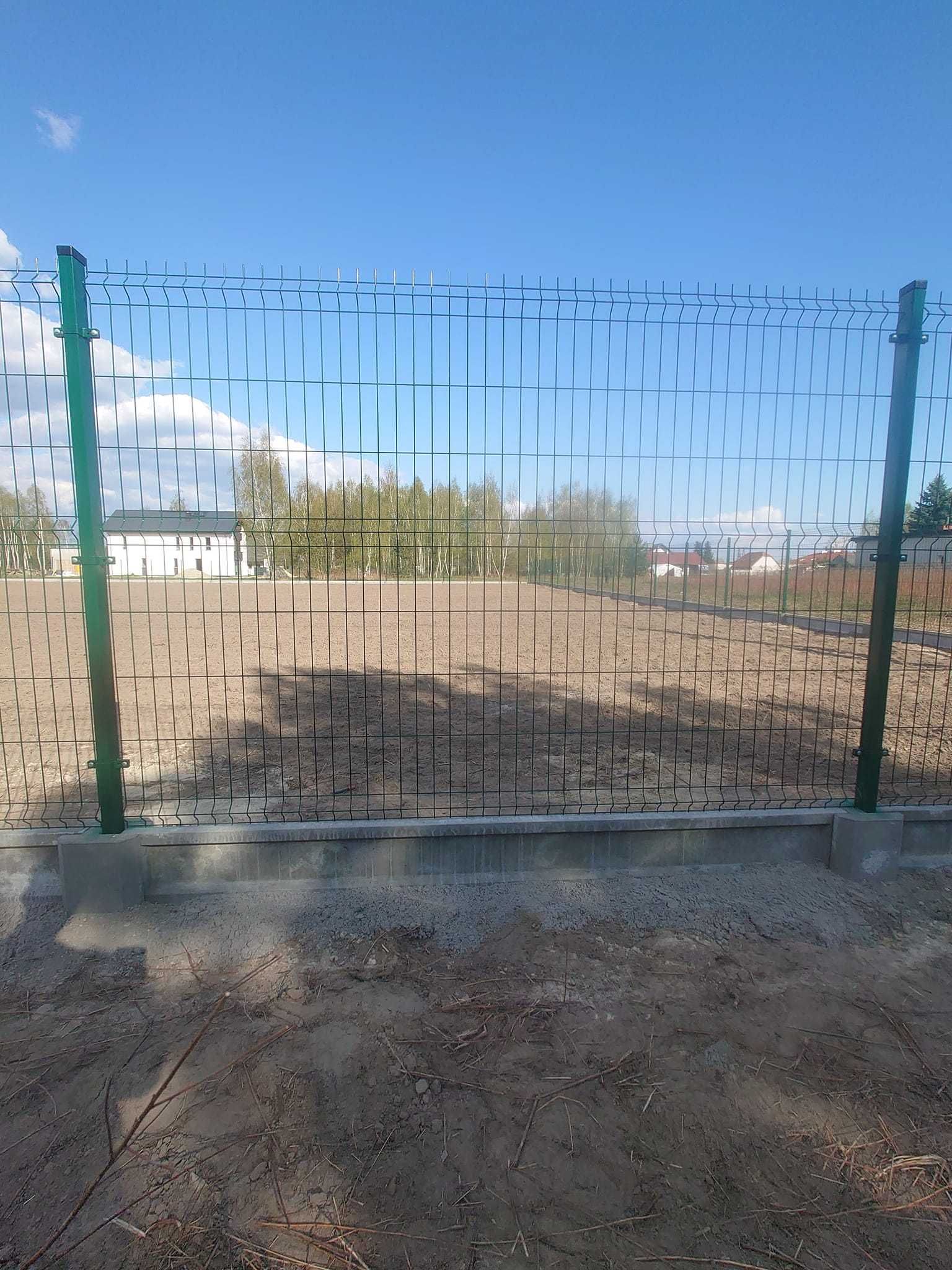 Ogrodzenia ogrodzenie panelowe panele słupki brama furtka płot palety