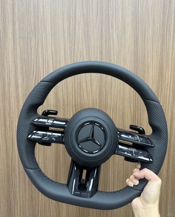Voalnte mercedes