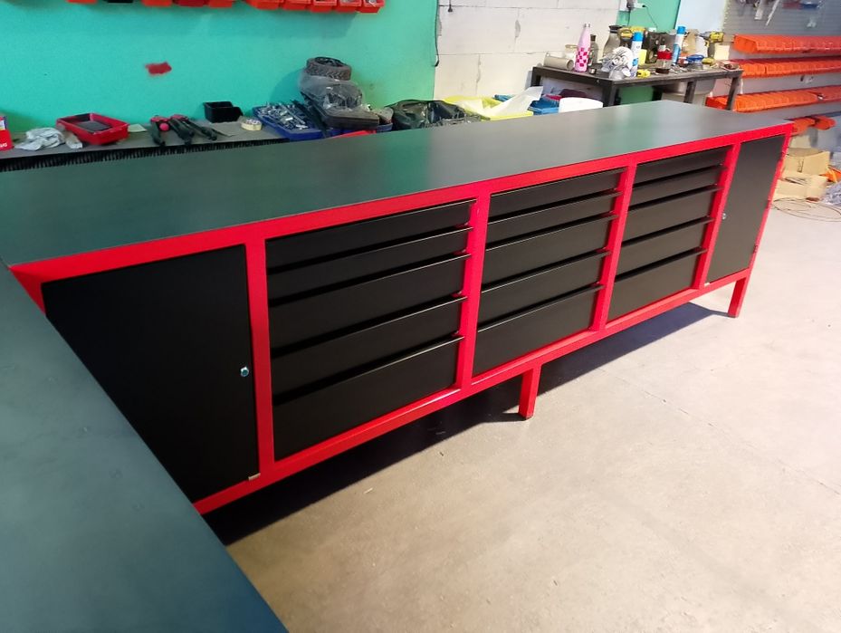 Solidny metalowy stół do warsztatu. 200x60