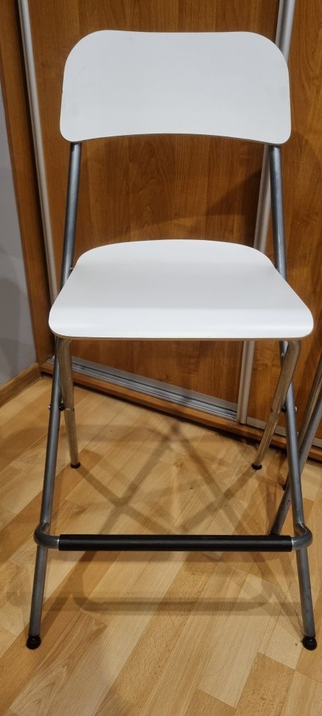 Krzesła Hokery Ikea białe