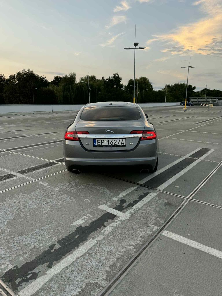 Jaguar XF 3.0D PAKIET s