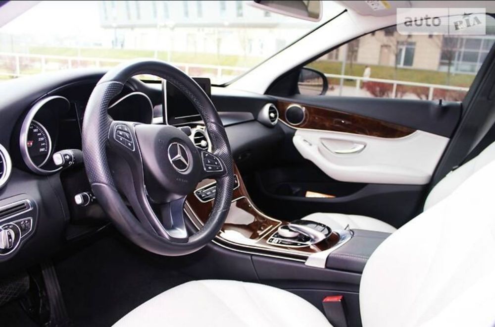 Продам С клас w205 2015 D
