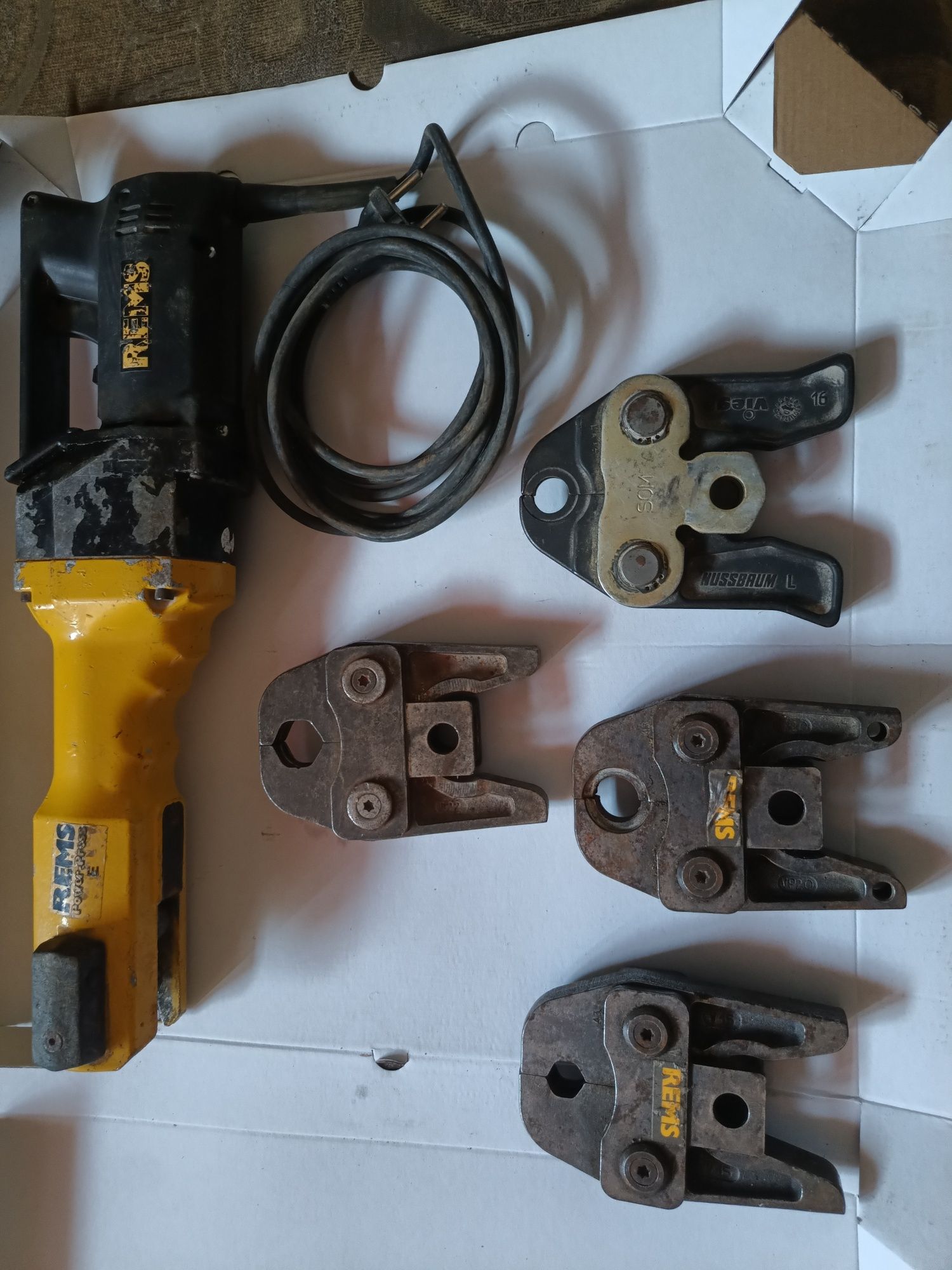 Zaciskarka rems power press E +zaciski