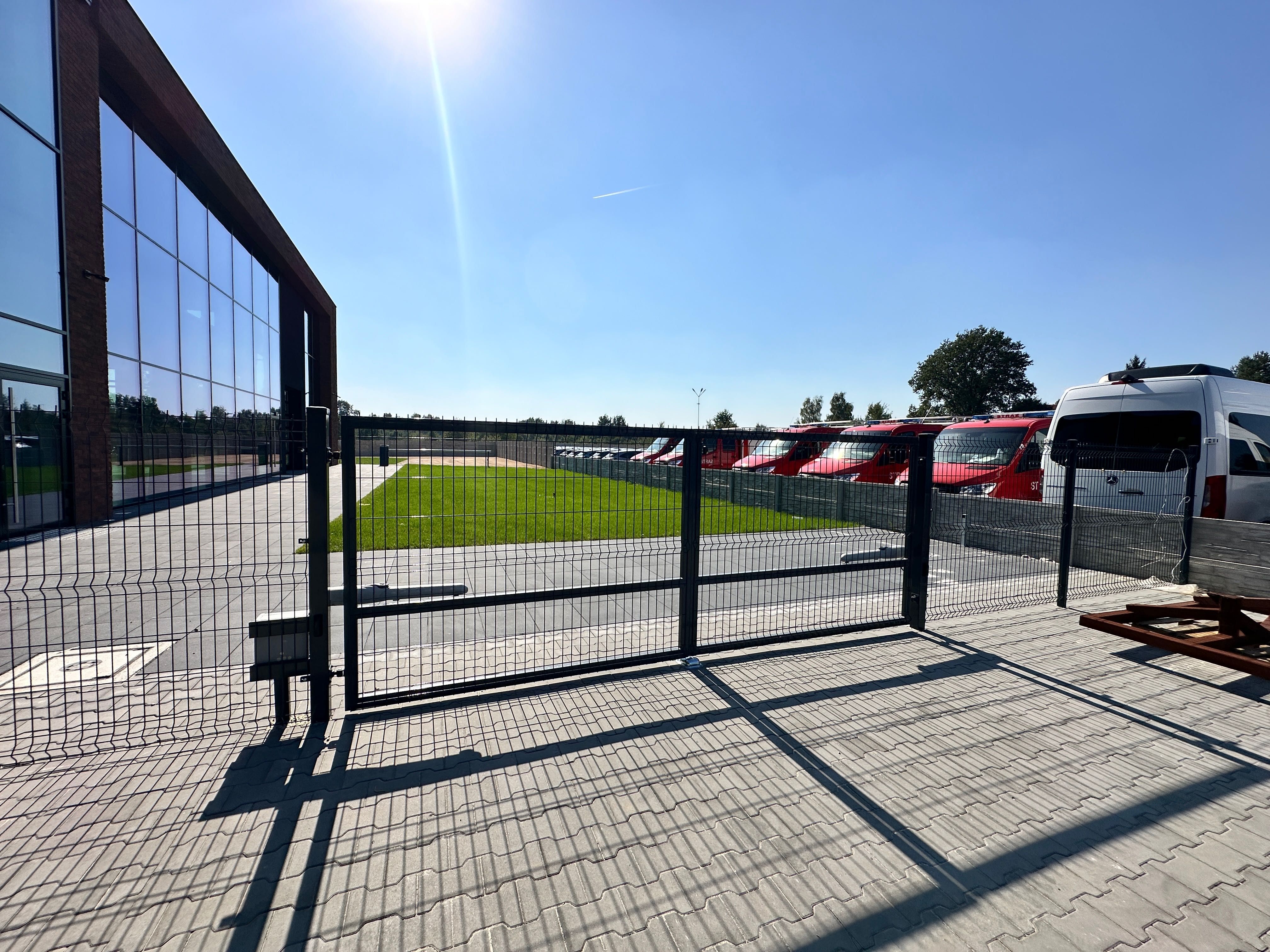 Ogrodzenie Panelowe 3D ogrodzenia Panele KOMPLET Transport