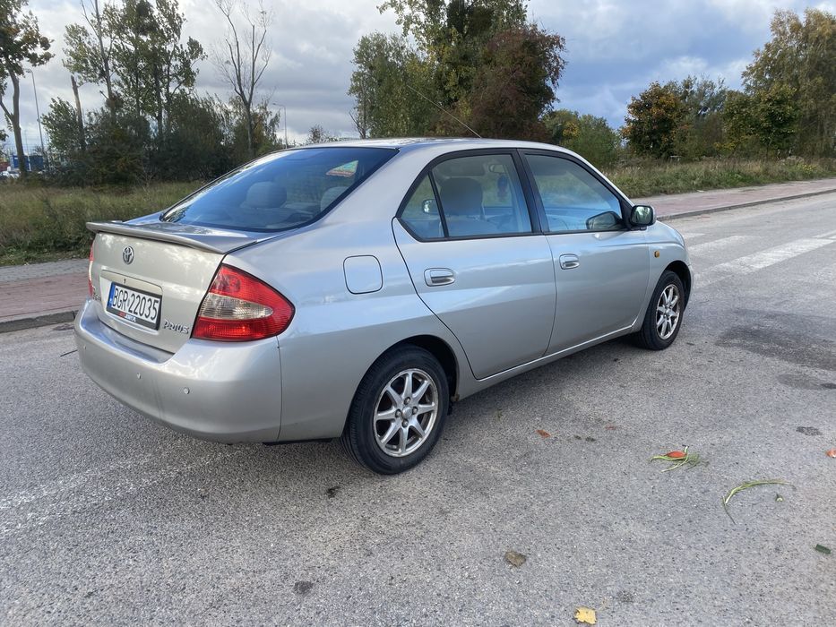 Toyota Prius 1.5 Benzyna + Hybryda