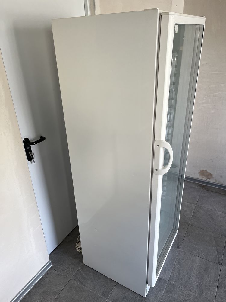 Szafa chłodząca / lodówka Electrolux 180 cm