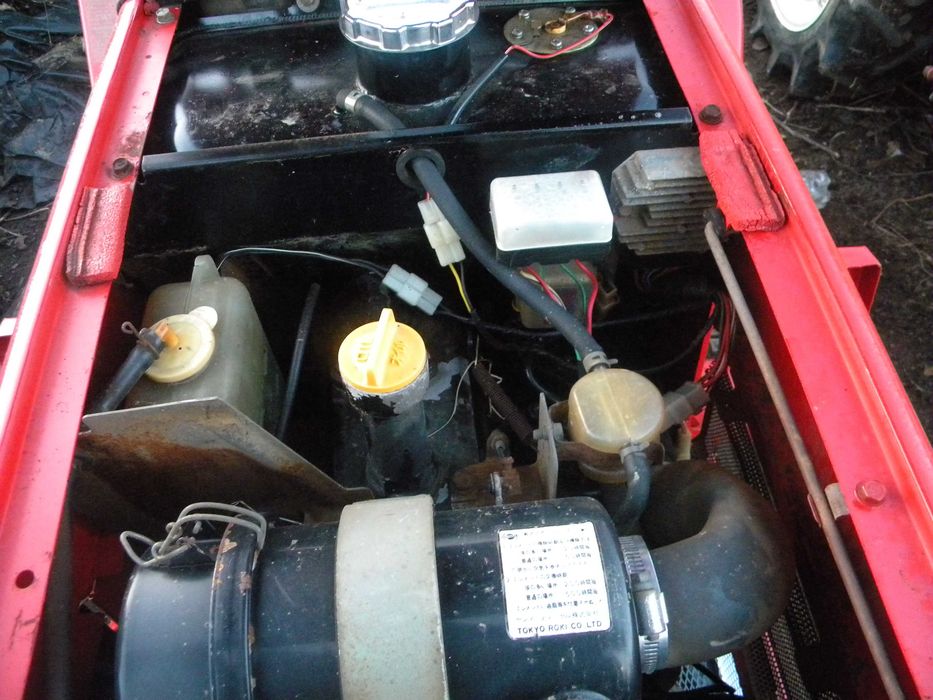 японский мініткрактор янмар ф 13