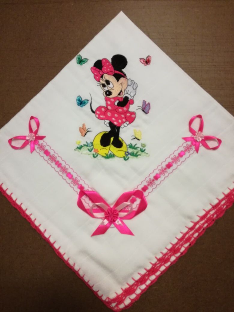 Fralda bordada Minnie Mouse