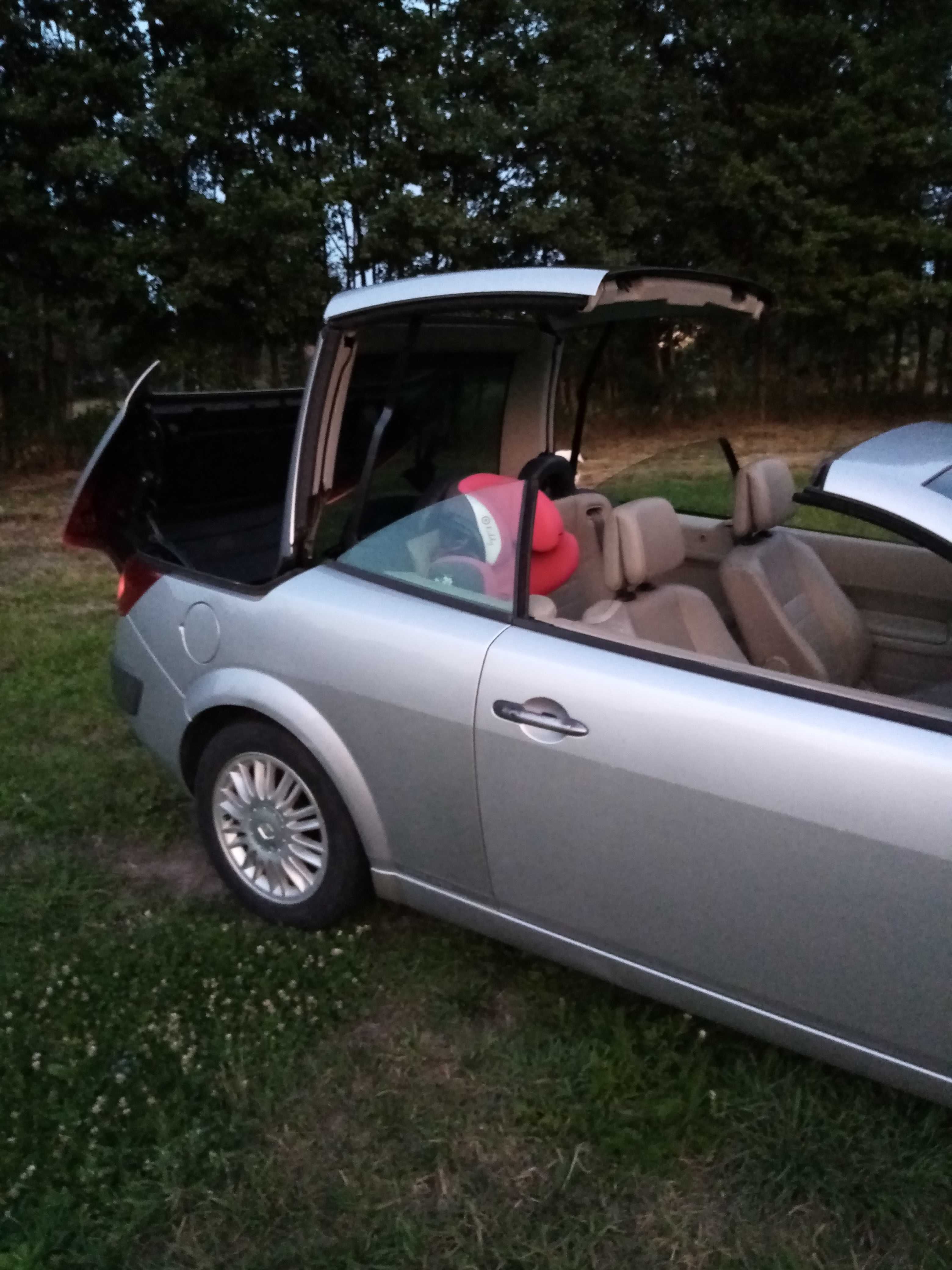 Renault Megane II Kabriolet w bogatej wersji KARMANN