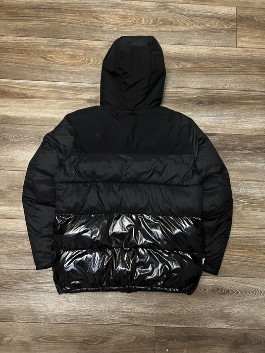 Пухова куртка michel kors