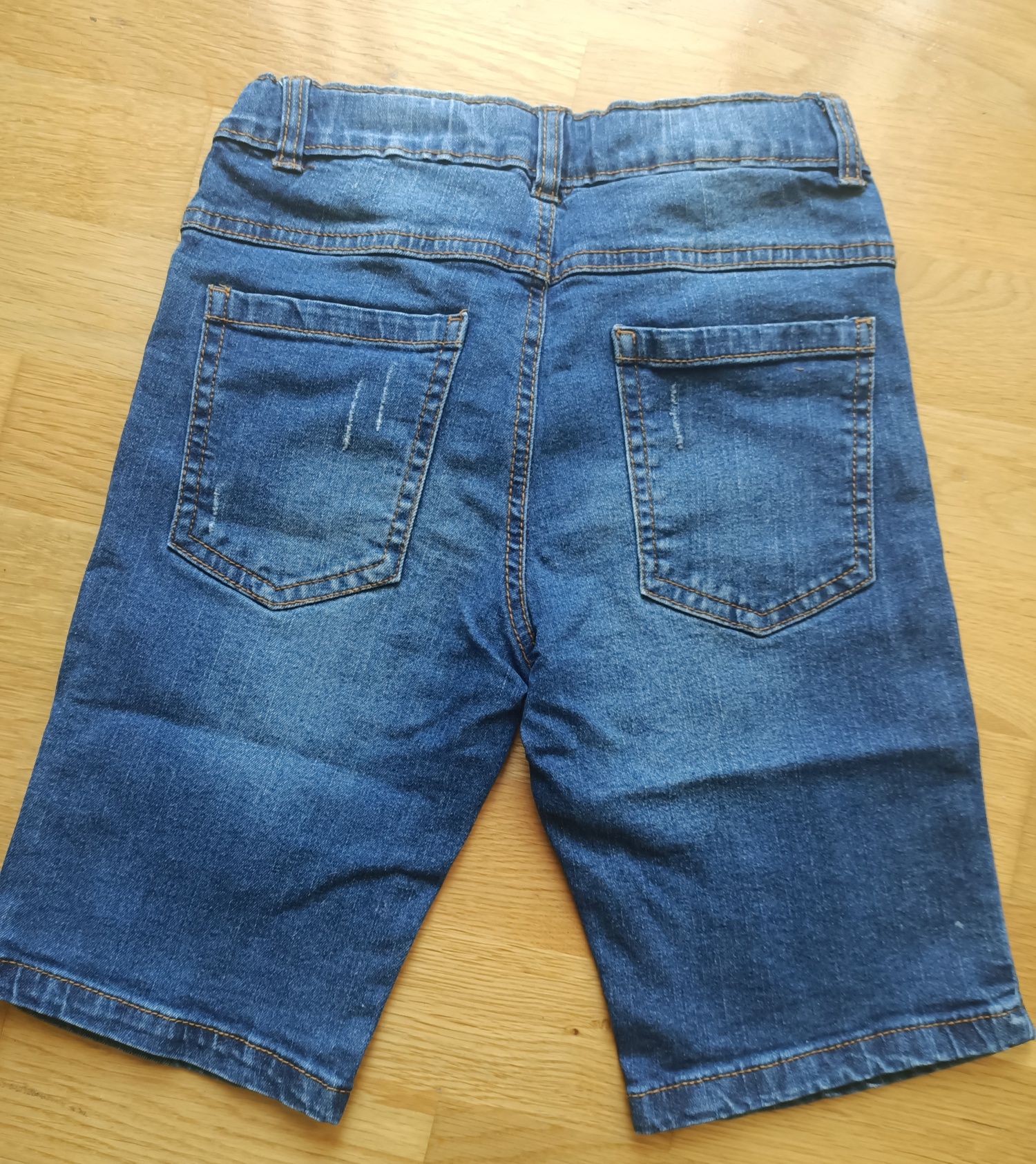 Spodenki chłopięce jeansowe r. 134