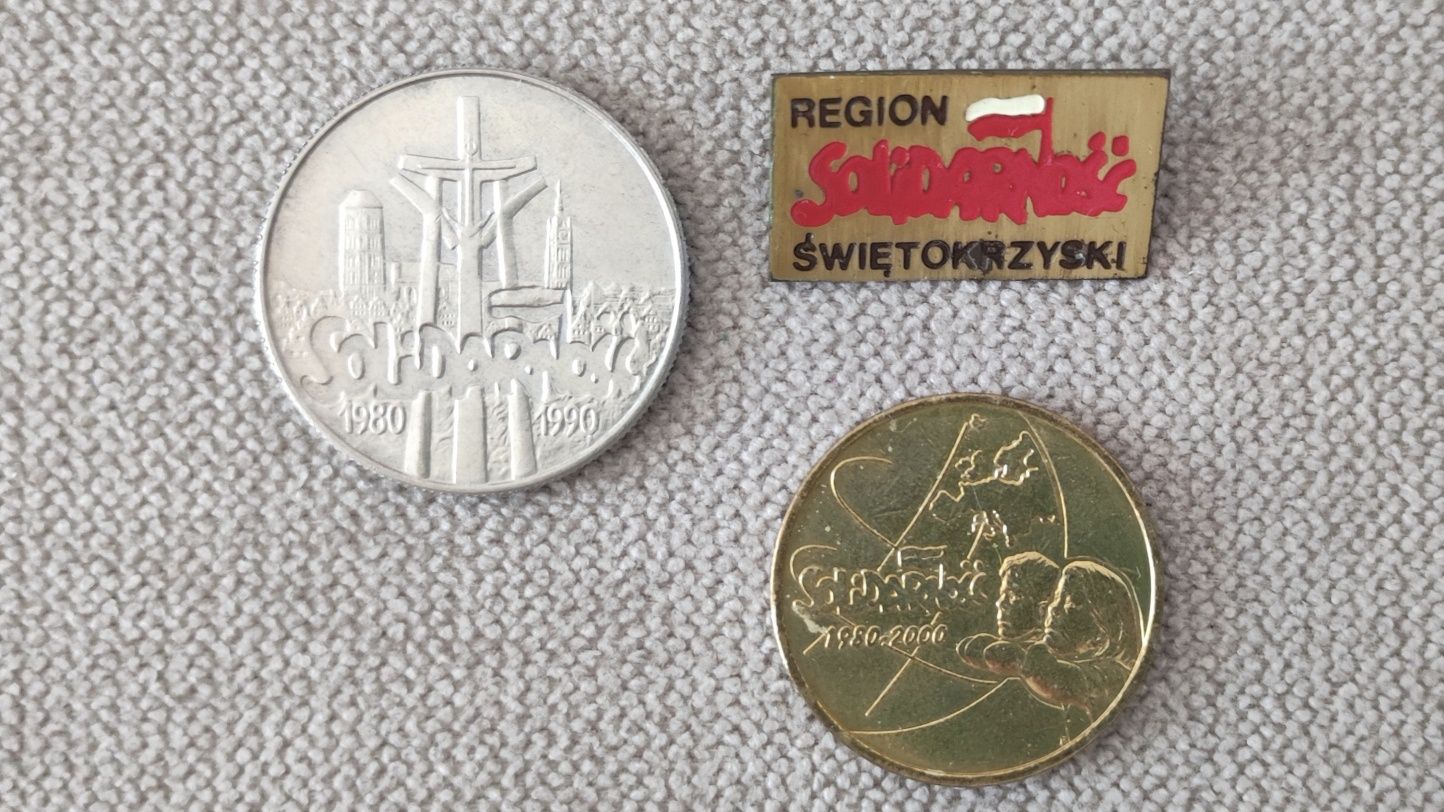 Solidarność zestaw dwie monety i przypinka