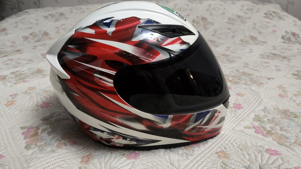 Продам шлем AGV K3 , размер XS, цена 4100 грн.