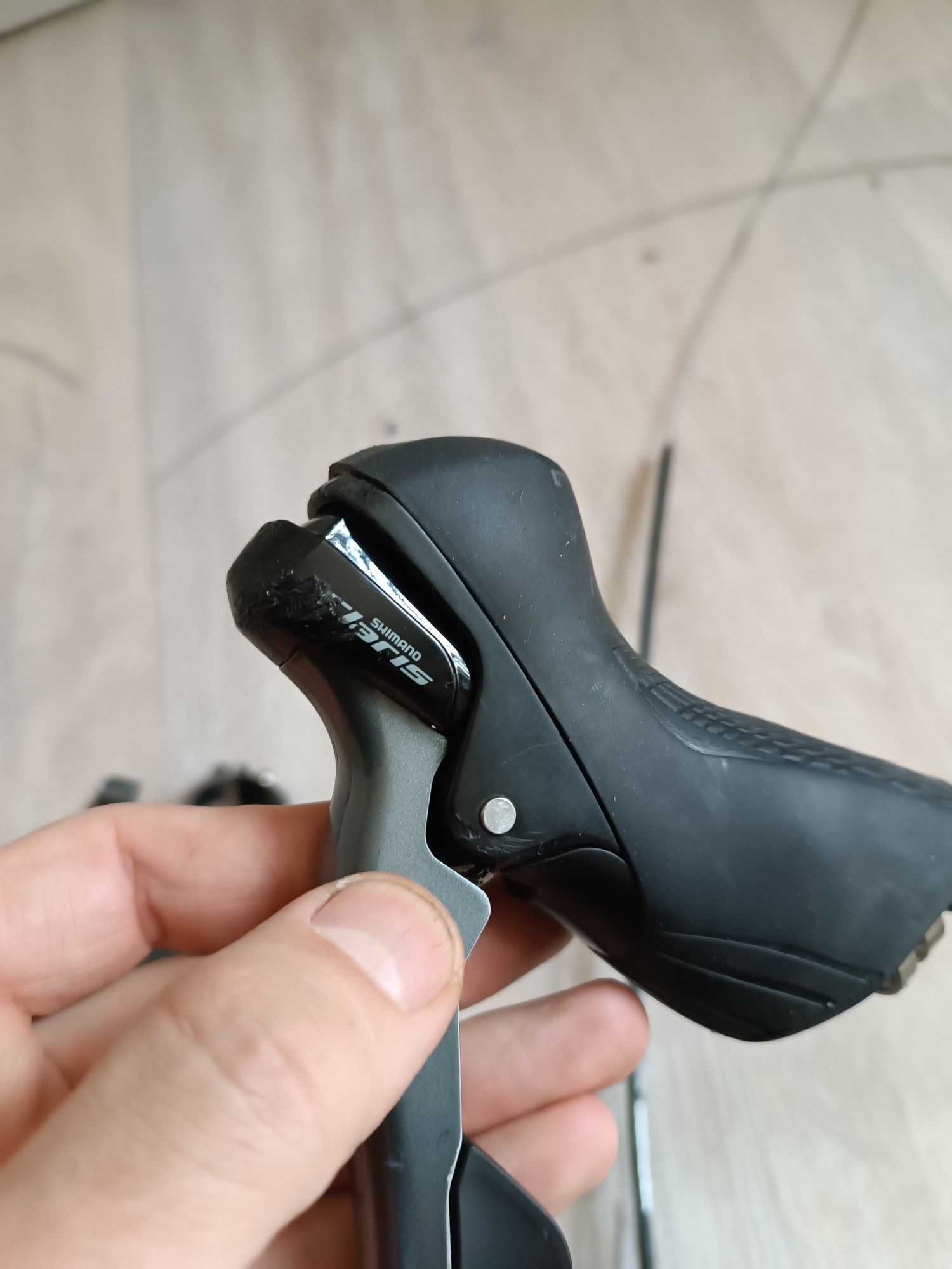 Shimano Claris r2000