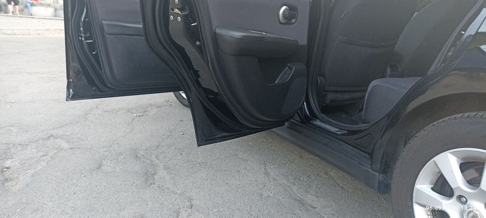 Super Nissan Tiida