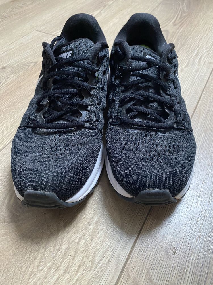 Nike Vomero 12 Running