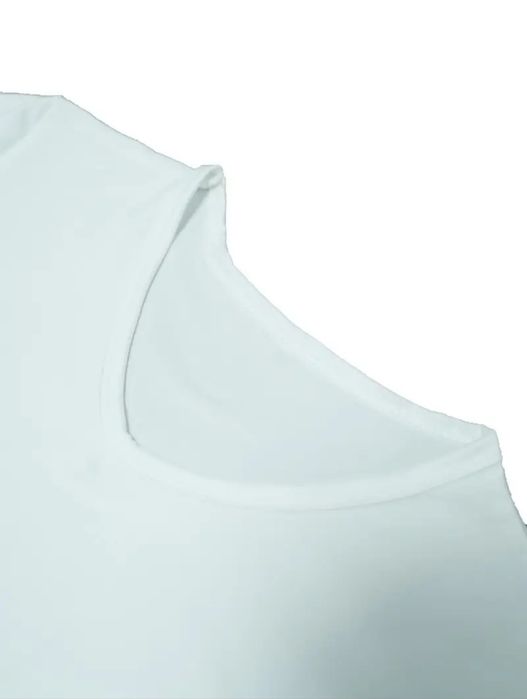 Koszulka bluzka t-shirt 1981 rozmiar 48