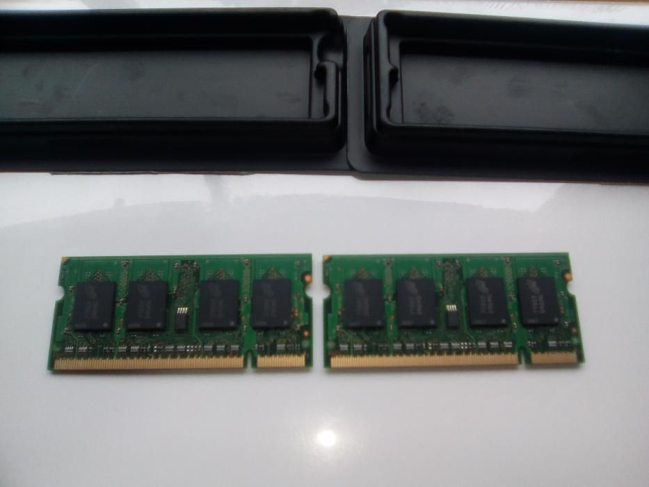 2GB (2x1GB) / 1GB (2x512MB) DDR2-667MHZ - Apple MacBook Late 2007.