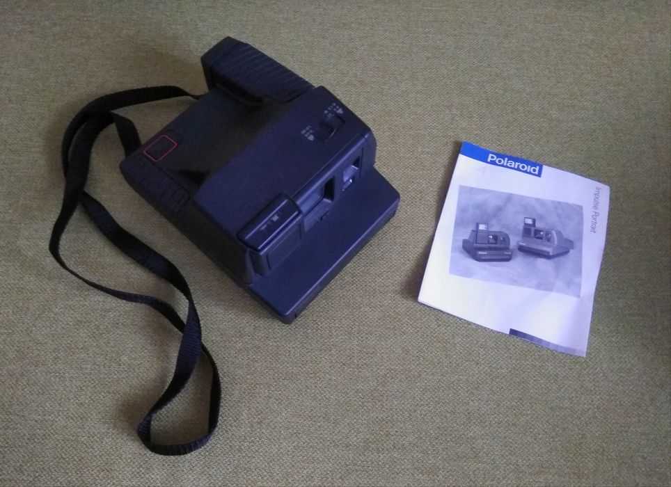 Фотоапарат Polaroid Impulse Portrait 600.