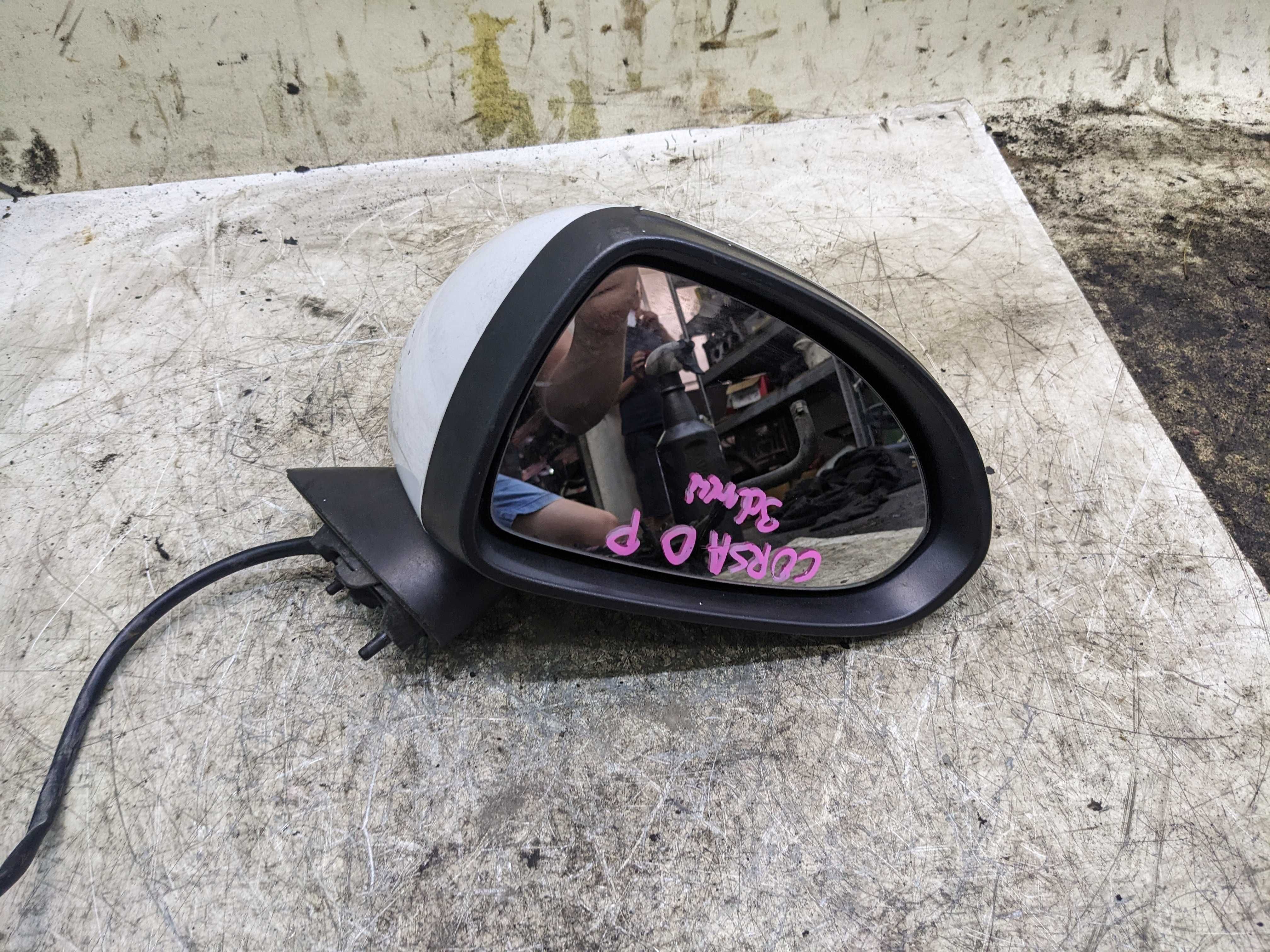 Opel Corsa D Lusterko Prawe 3 Pin
