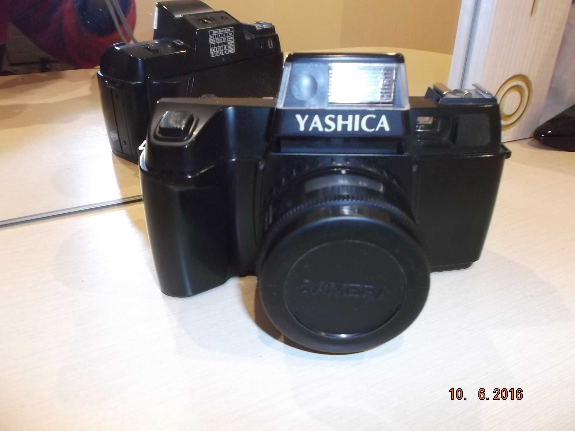 Фотоаппарат плёночный " Яшика "