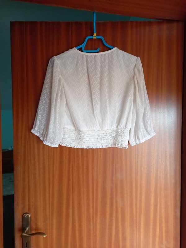 Top cropped branco