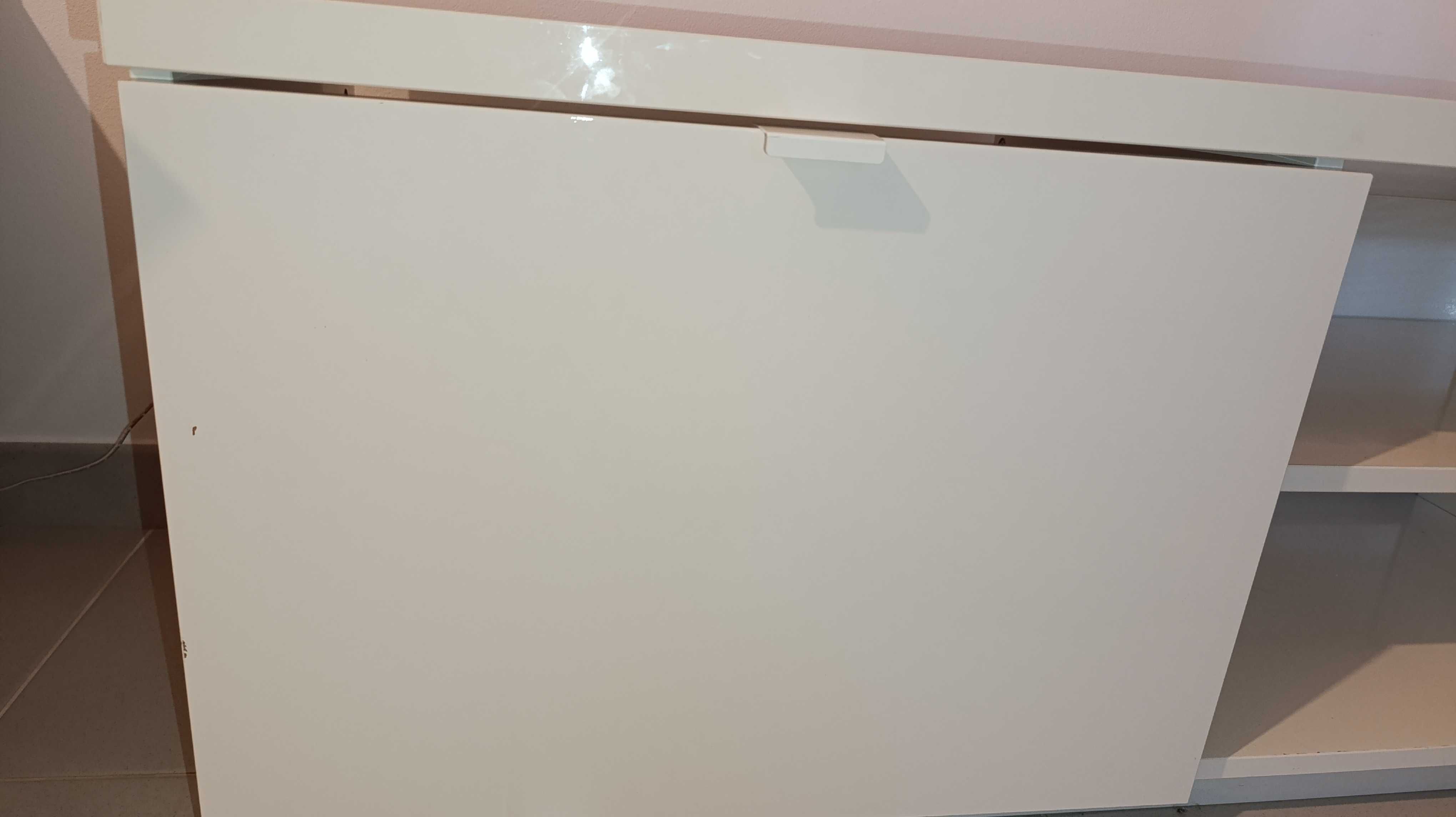 Móvel de TV BYAS IKEA Usado