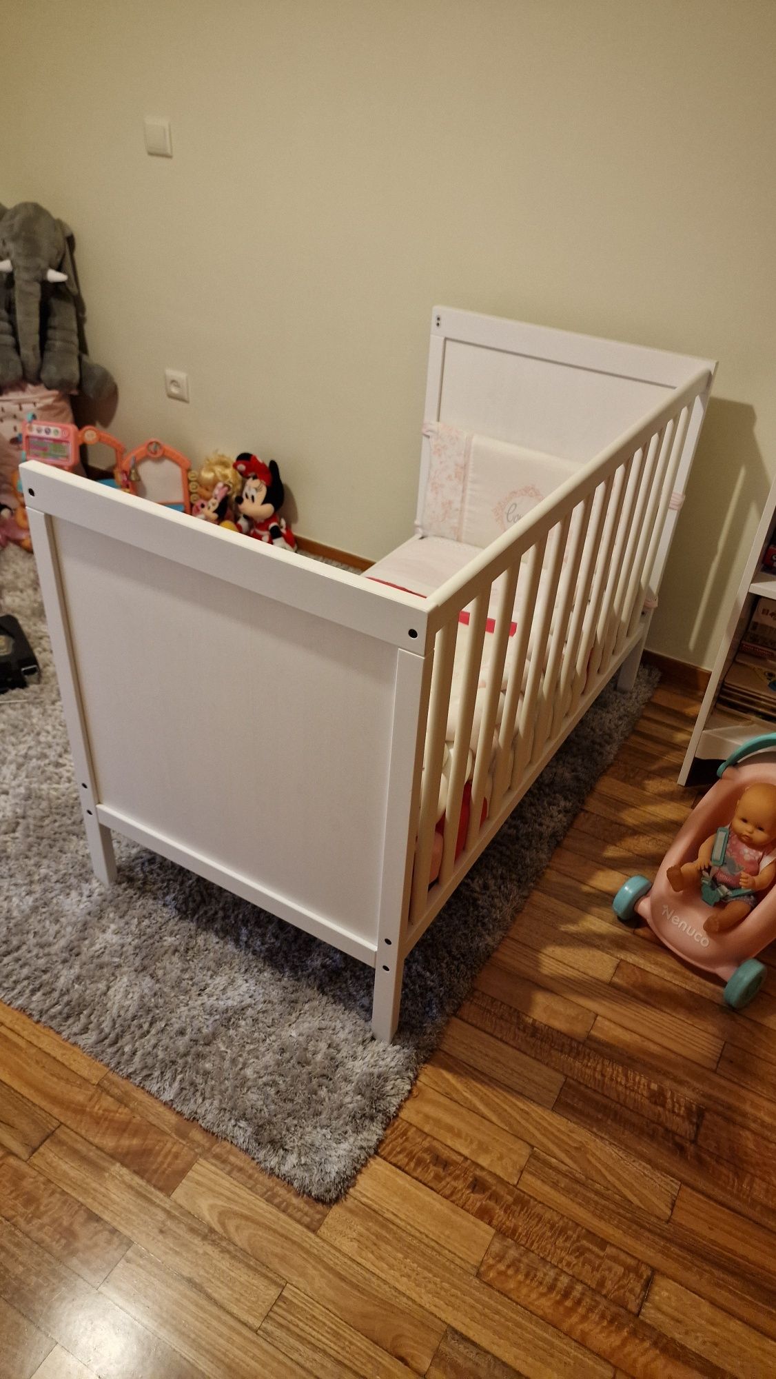 Cama bebé / Criança