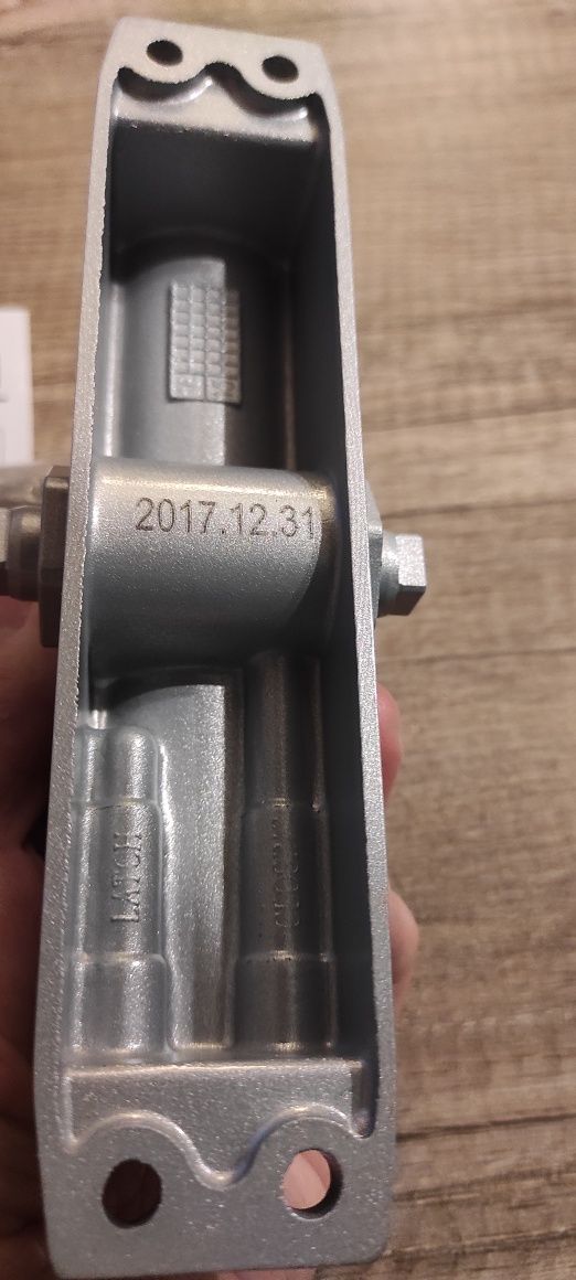 samozamykacz do drzwi nowy SD-1 Samozamykacz drzwiowy