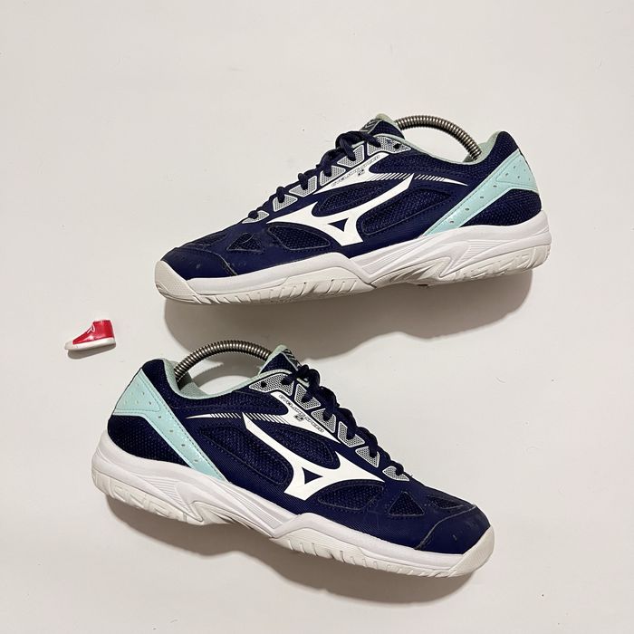 Mizuno Cyclone 40,5-41р кроссовки для волейбола мизуно