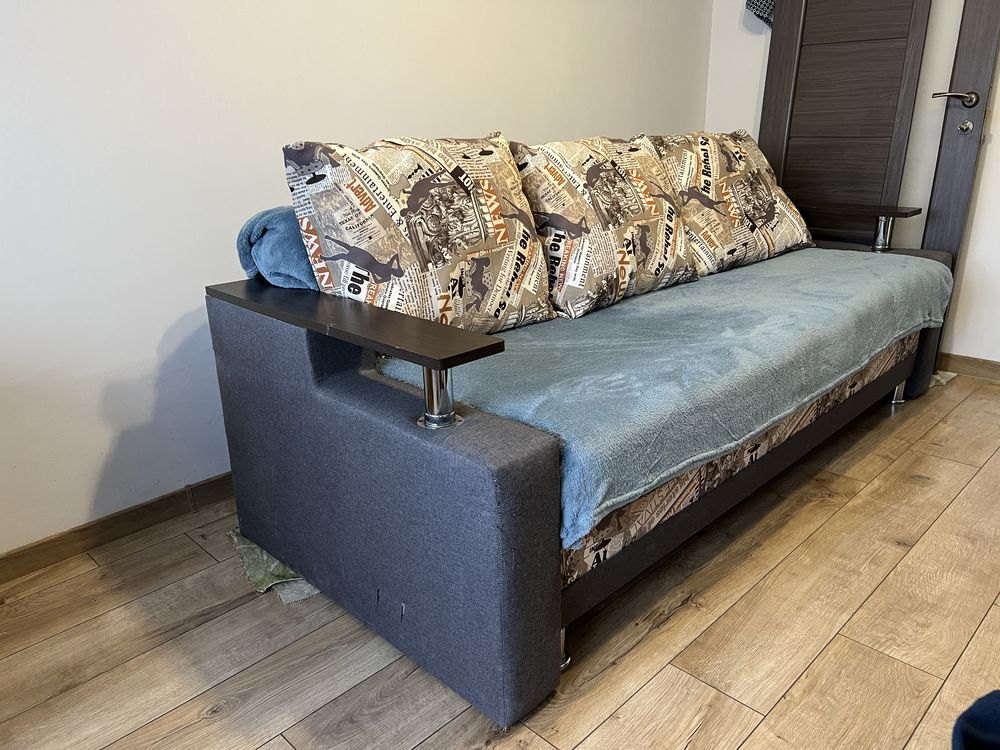 Диван тримісний, кровать