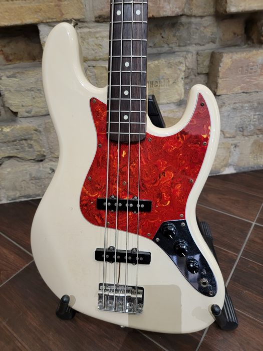 Бас-гитара Fender Jazz Bass. Made in Japan 94-95год.