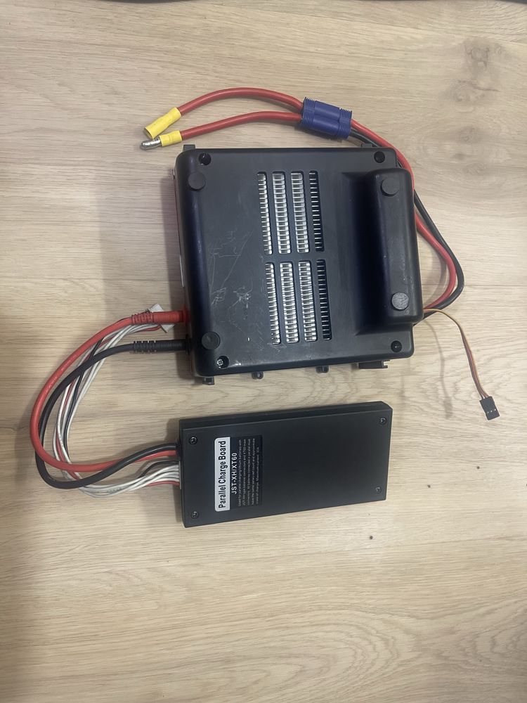 Зарядний пристрій Revolectrix Cellpro Powerlab 6 1000w