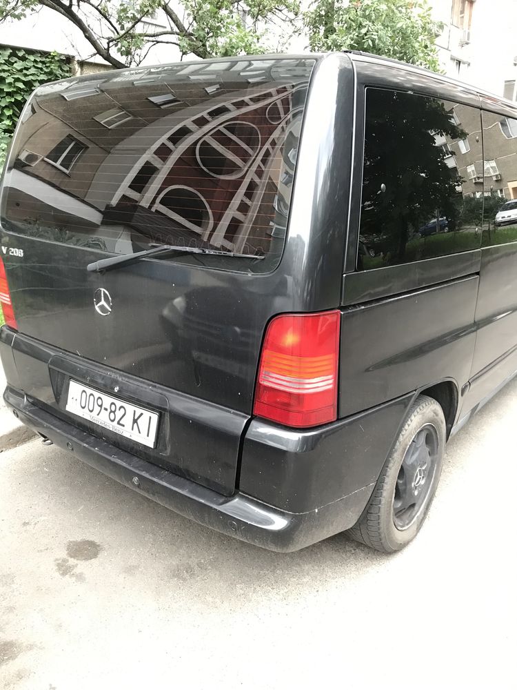 Mersedes-Benz Vito