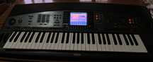 Órgão Yamaha PSR-8000