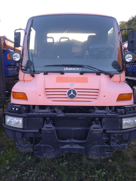 Unimog U 300 zarejestrowany ciągnik rolniczy pług piaskarka Schmidt