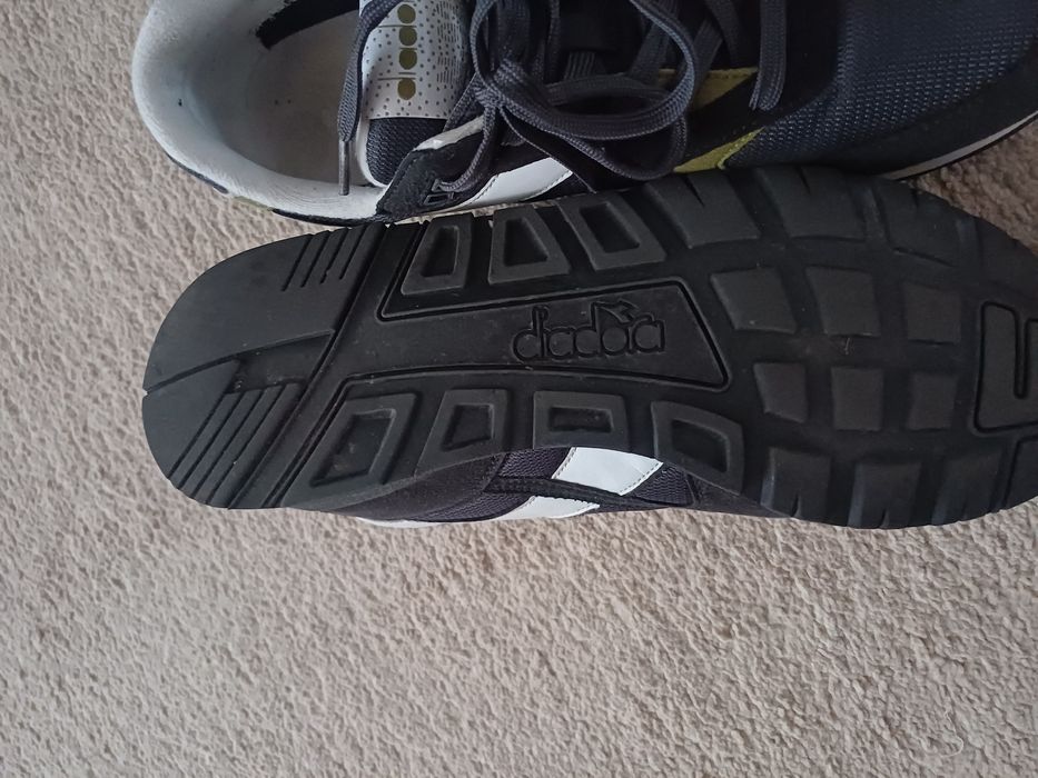 Buty sneakarsy diadora nr. 92  rozm 44. 28cm